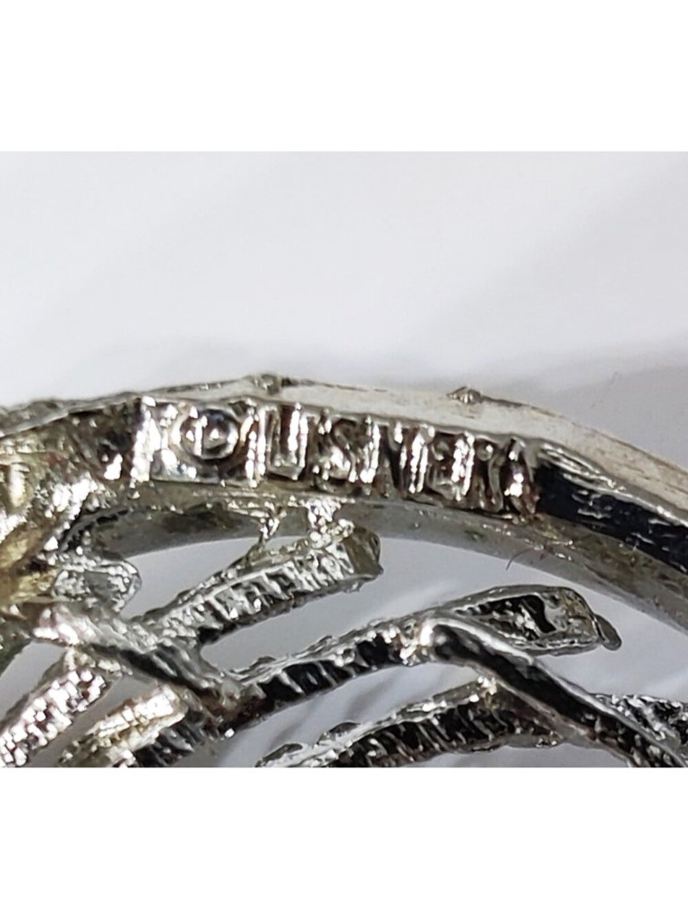 Vintage 1950-70s Signed Lisner Brushed Silver Plated Art Nouveau Leaf Brooch - Picture 3 of 3